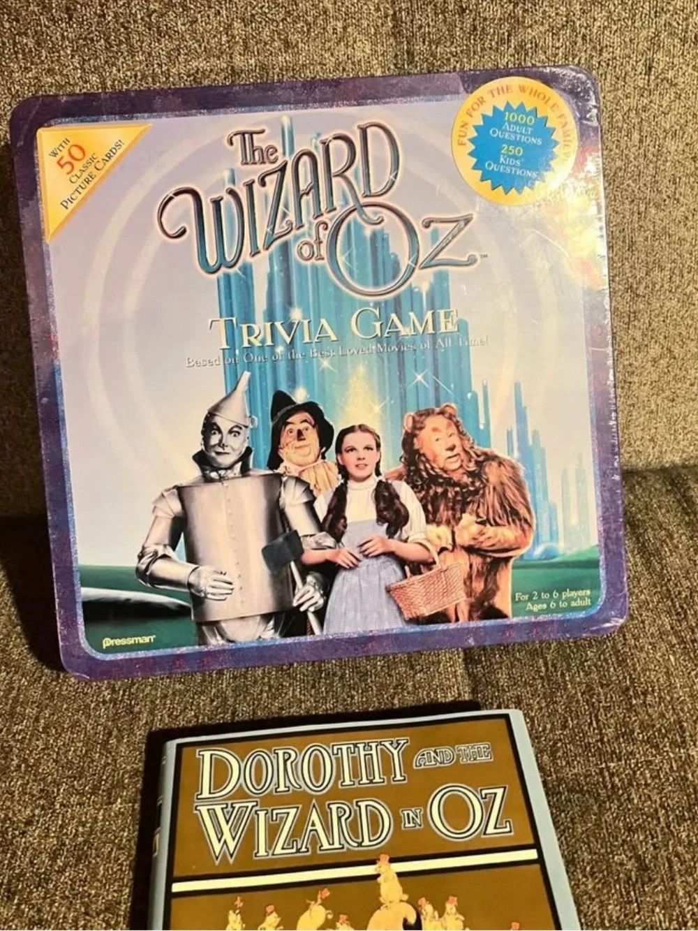 Vintage Collectible The Wizard of Oz Trivia Game and book